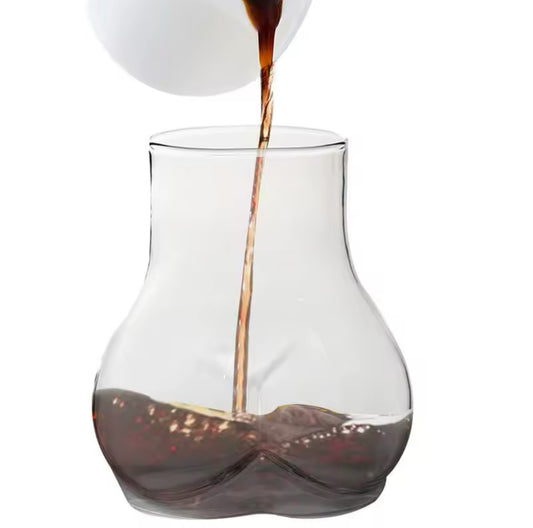 כוס זכוכית תחת